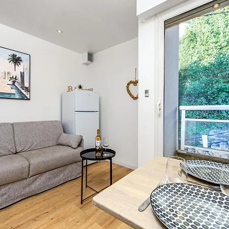 Florentine I - Frontiere Monaco - Agreable Deux Pieces *