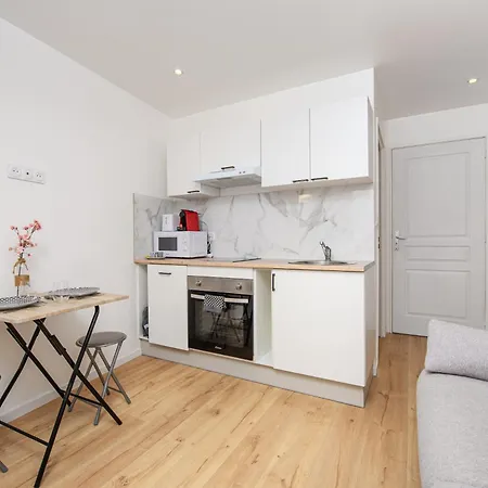 Florentine I - Frontiere Monaco - Agreable Deux Pieces - Parking *